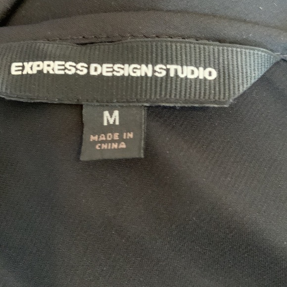 EXPRESS Asymmetrical Ruffle Top - Picture 5 of 6